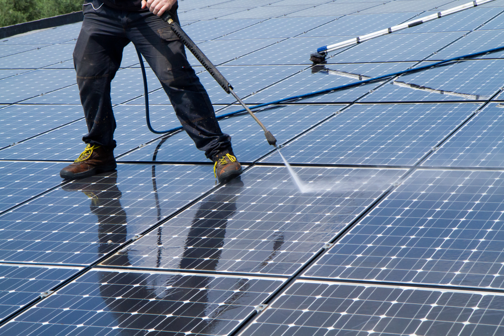 Solar Reinigung Fa. Sirua in Luzern Professionelle Solarreinigung