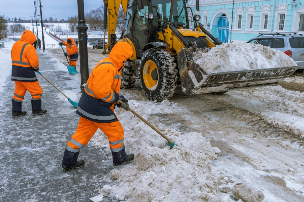 Winterdienst Schneeräumung Fa. Sirua in Luzern wir räumen Schnee auf Wegen, Zufahrten und Flächen